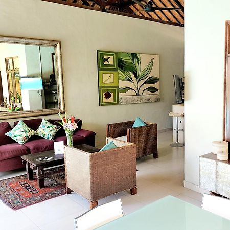 Villa Taman Rahasia, Sitara Villa Group Seminyak  Exterior photo